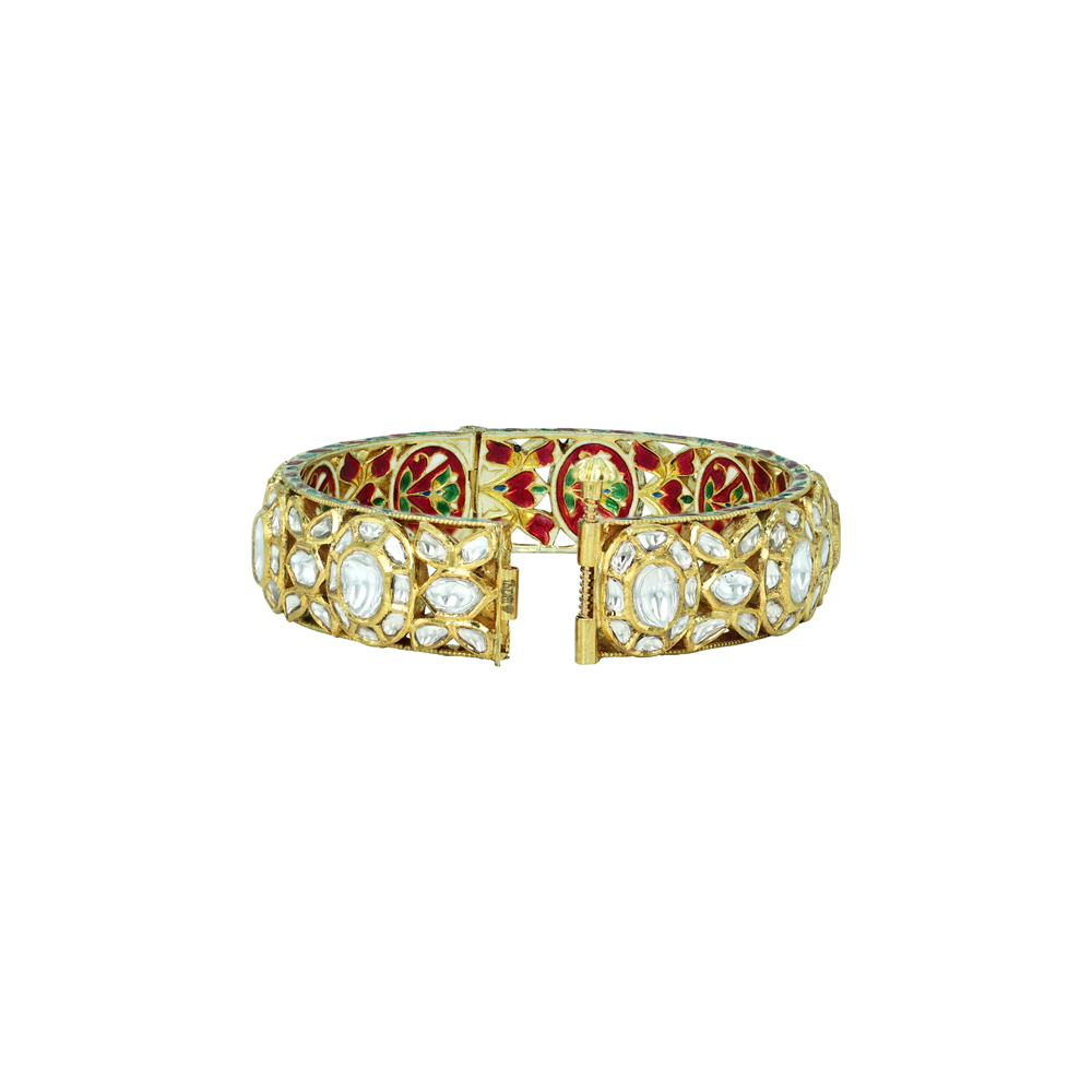 Polki Bangle with Ivory Look and Floral Patterns Inside